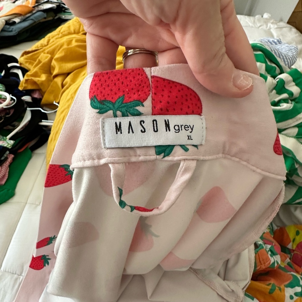 Strawberry Print Masongrey Robe - Picture 3 of 5